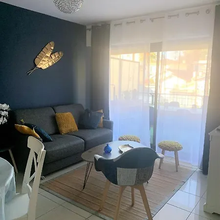 T2 Résidence élégante: Piscine, Parking, Proche Croisette