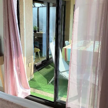 Apartment T2 Résidence élégante: Piscine, Parking, Proche Croisette Cannes